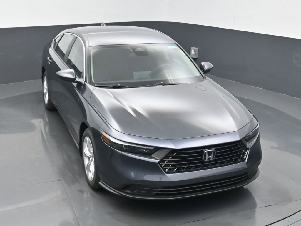Used 2025 Honda Accord LX image 3