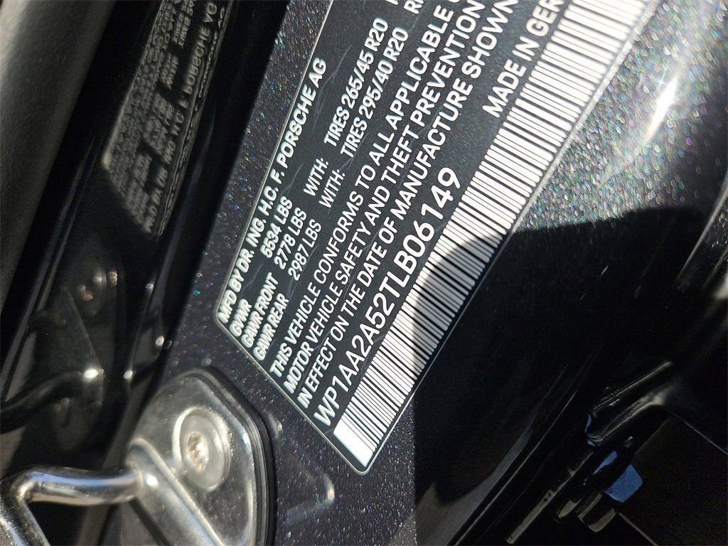 New 2026 Porsche Macan image 11