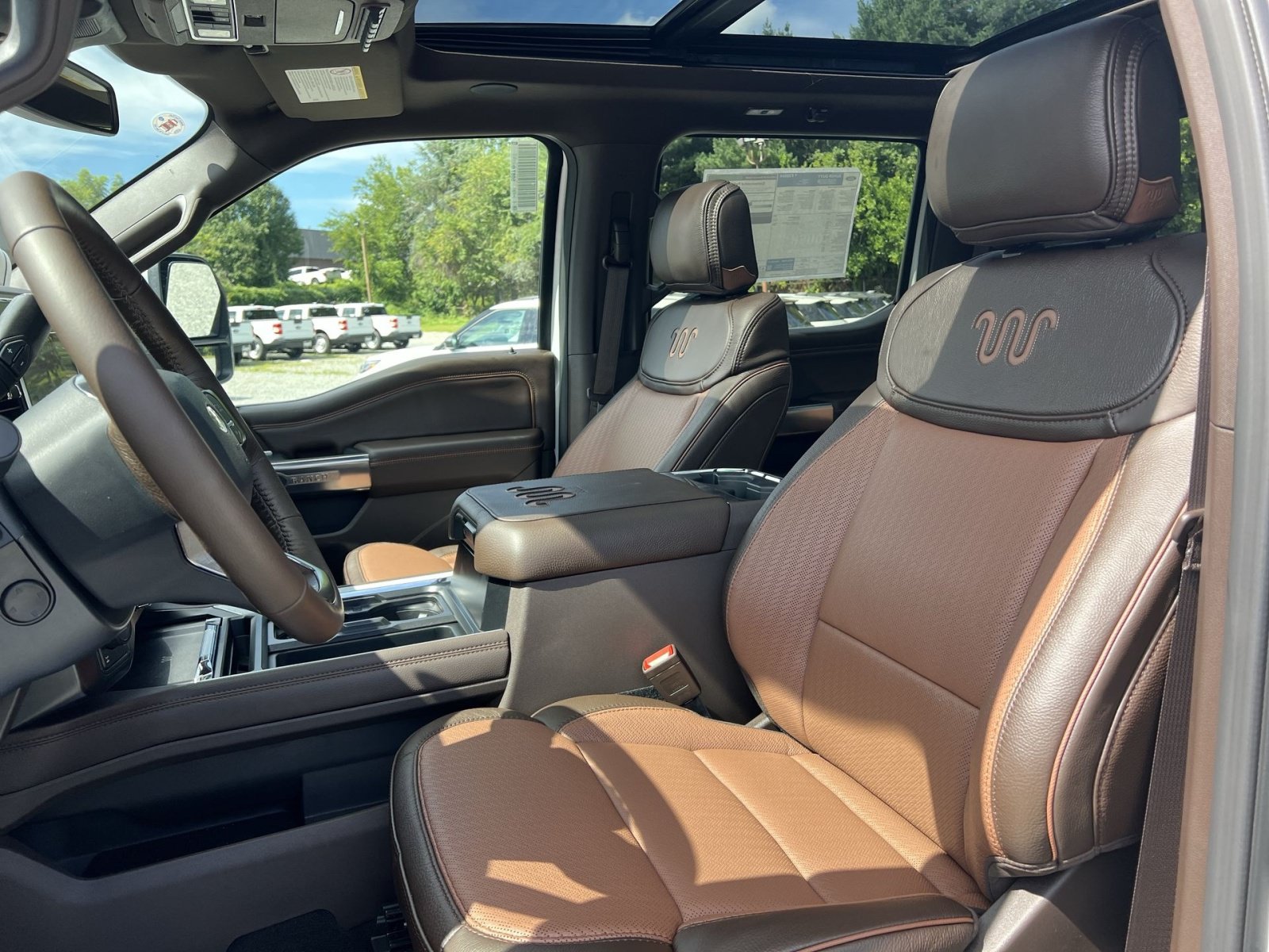 New 2026 Ford F350 King Ranch w/ Chrome Package AWD/4WD image 13