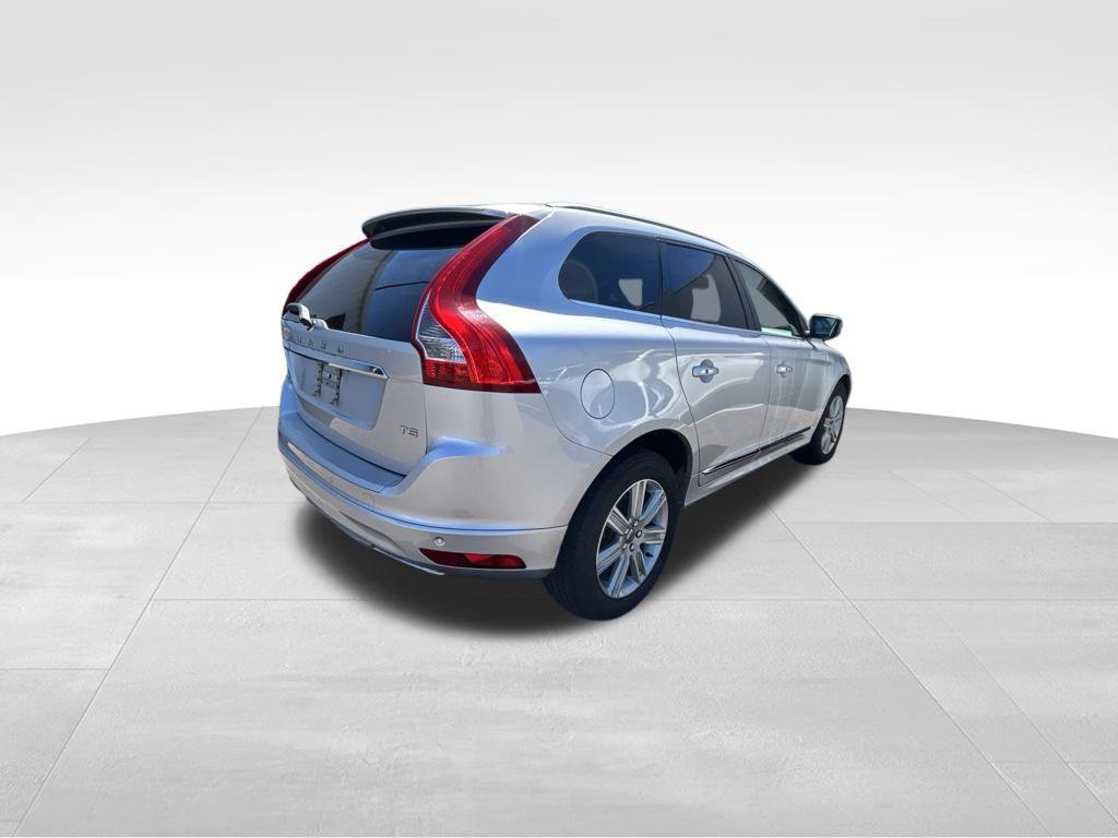 Used 2017 Volvo XC60 T5 Inscription w/ Preferred Option Package FWD image 5