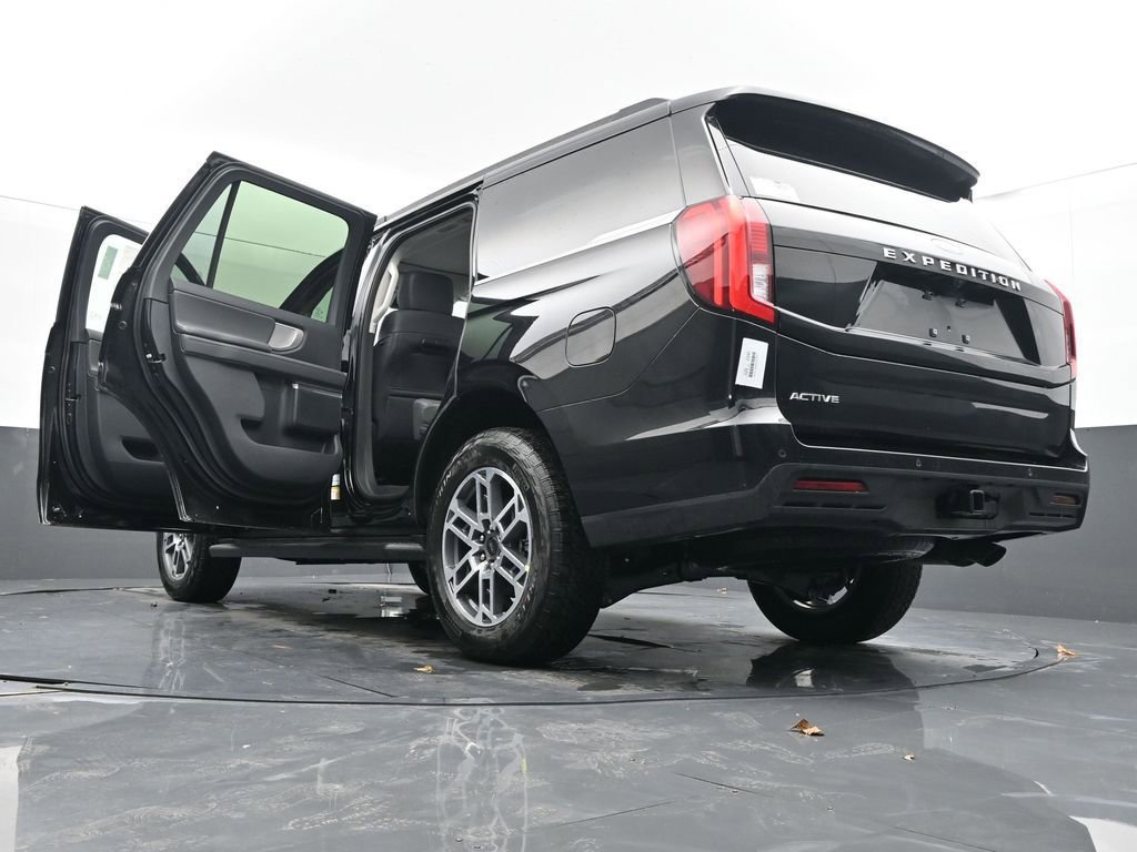New 2026 Ford Expedition Active image 69