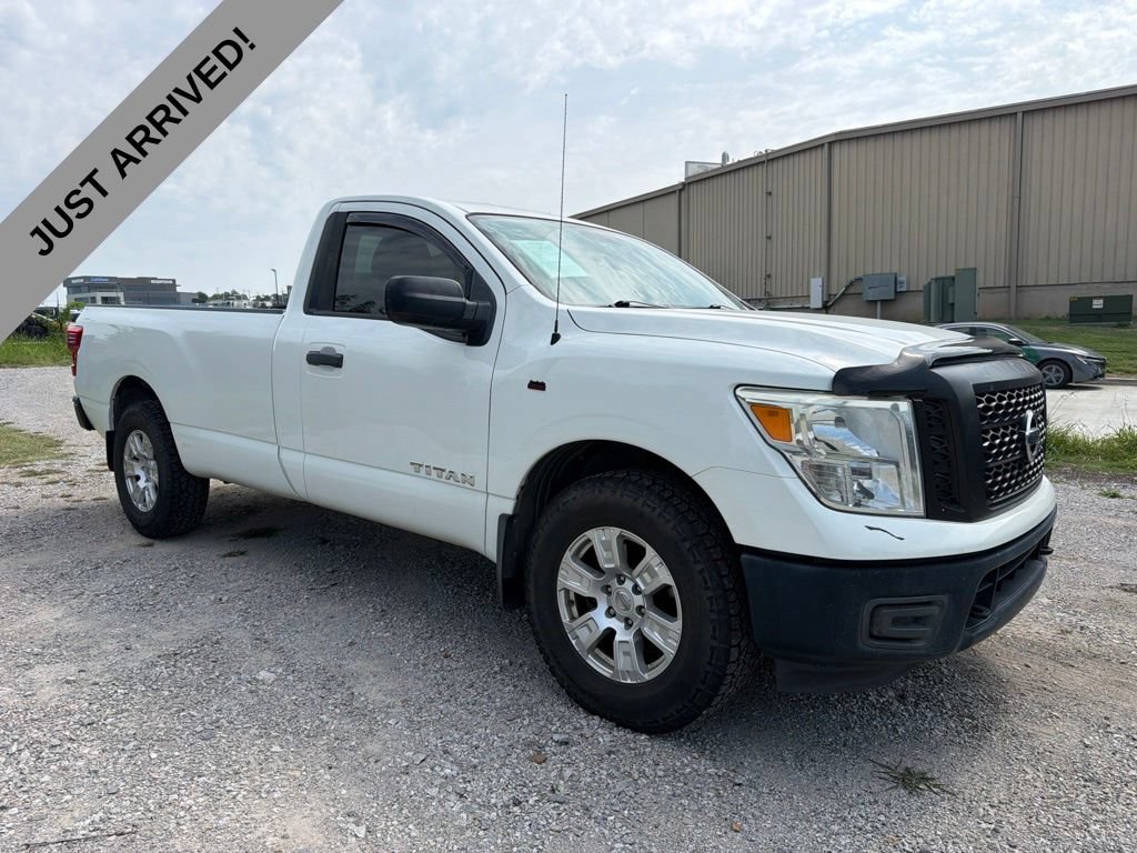 Used 2017 Nissan Titan S AWD/4WD image 3
