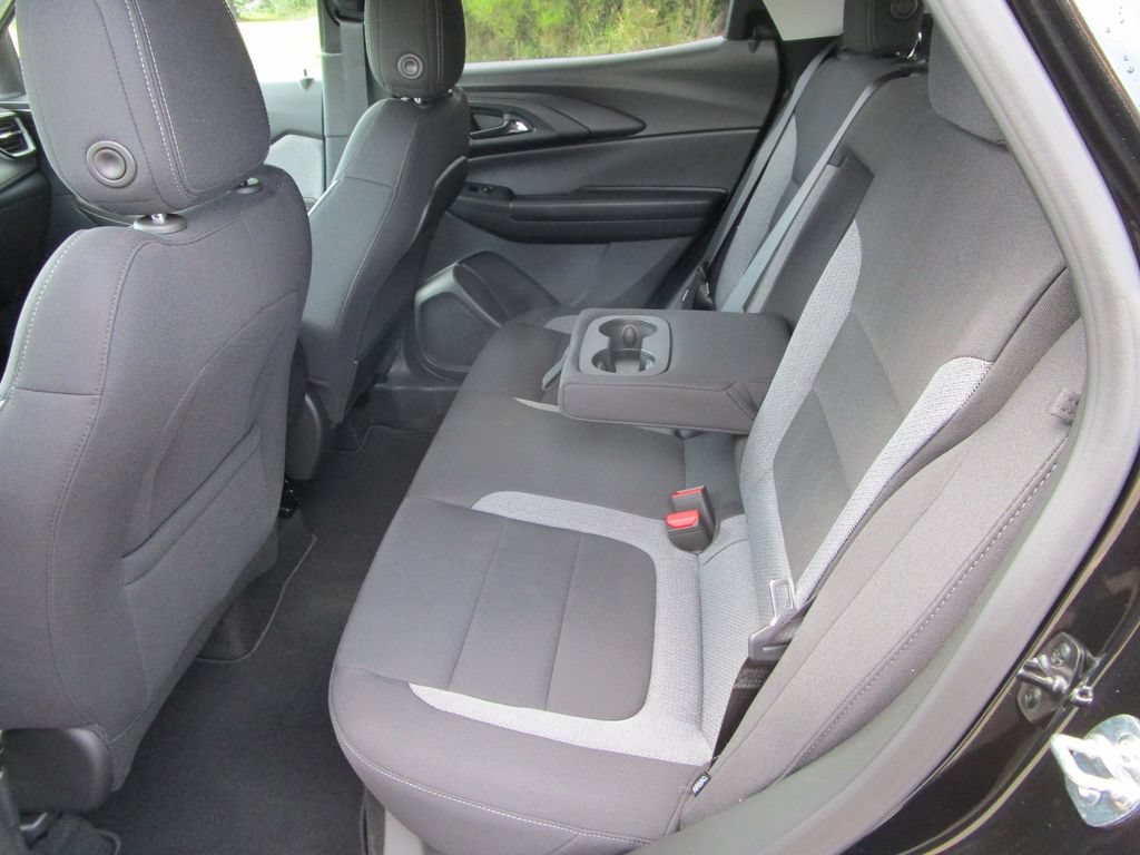 New 2026 Chevrolet TrailBlazer LT w/ Convenience Package FWD image 17