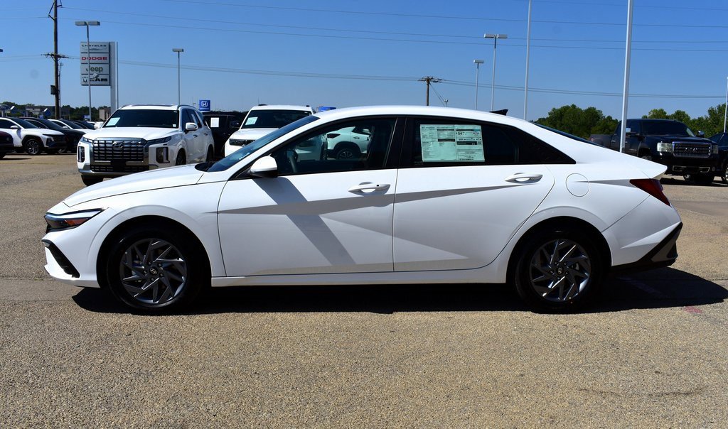 New 2025 Hyundai Elantra Blue w/ Cargo Package image 5