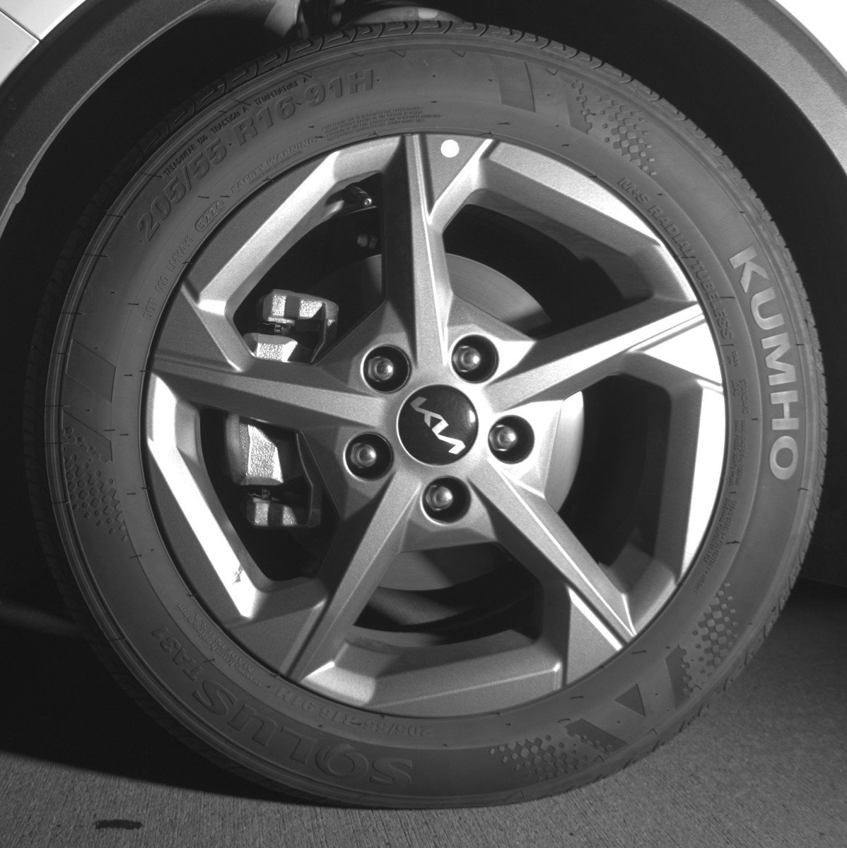 Used 2025 Kia K4 LXS image 12