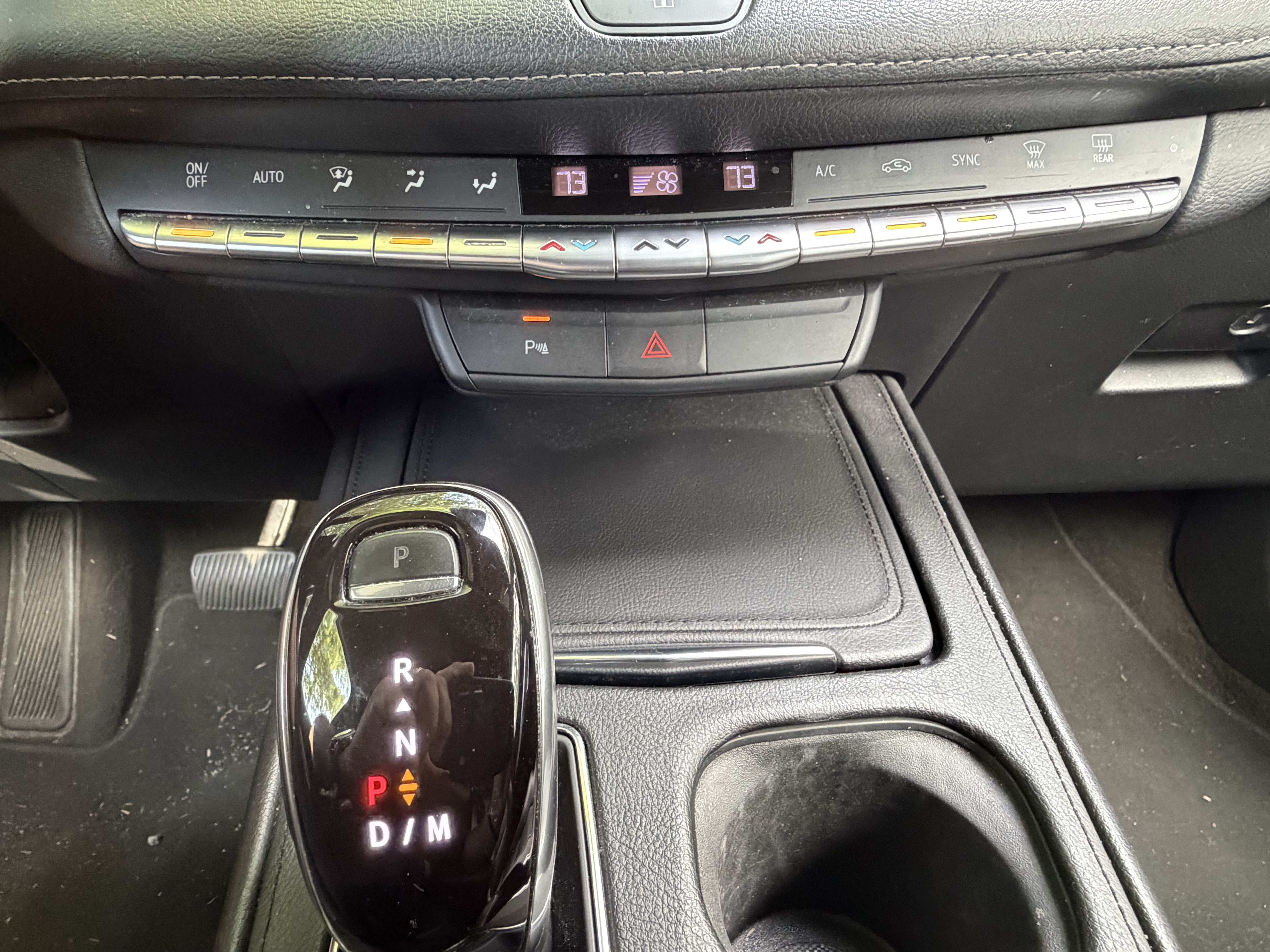 Used 2021 Cadillac XT4 Premium Luxury AWD/4WD image 26