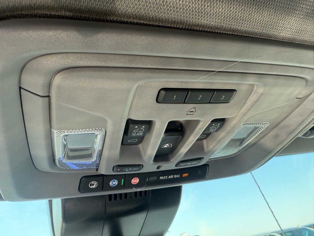 Used 2024 Chevrolet Silverado 3500 LTZ w/ LTZ Plus Package image 19