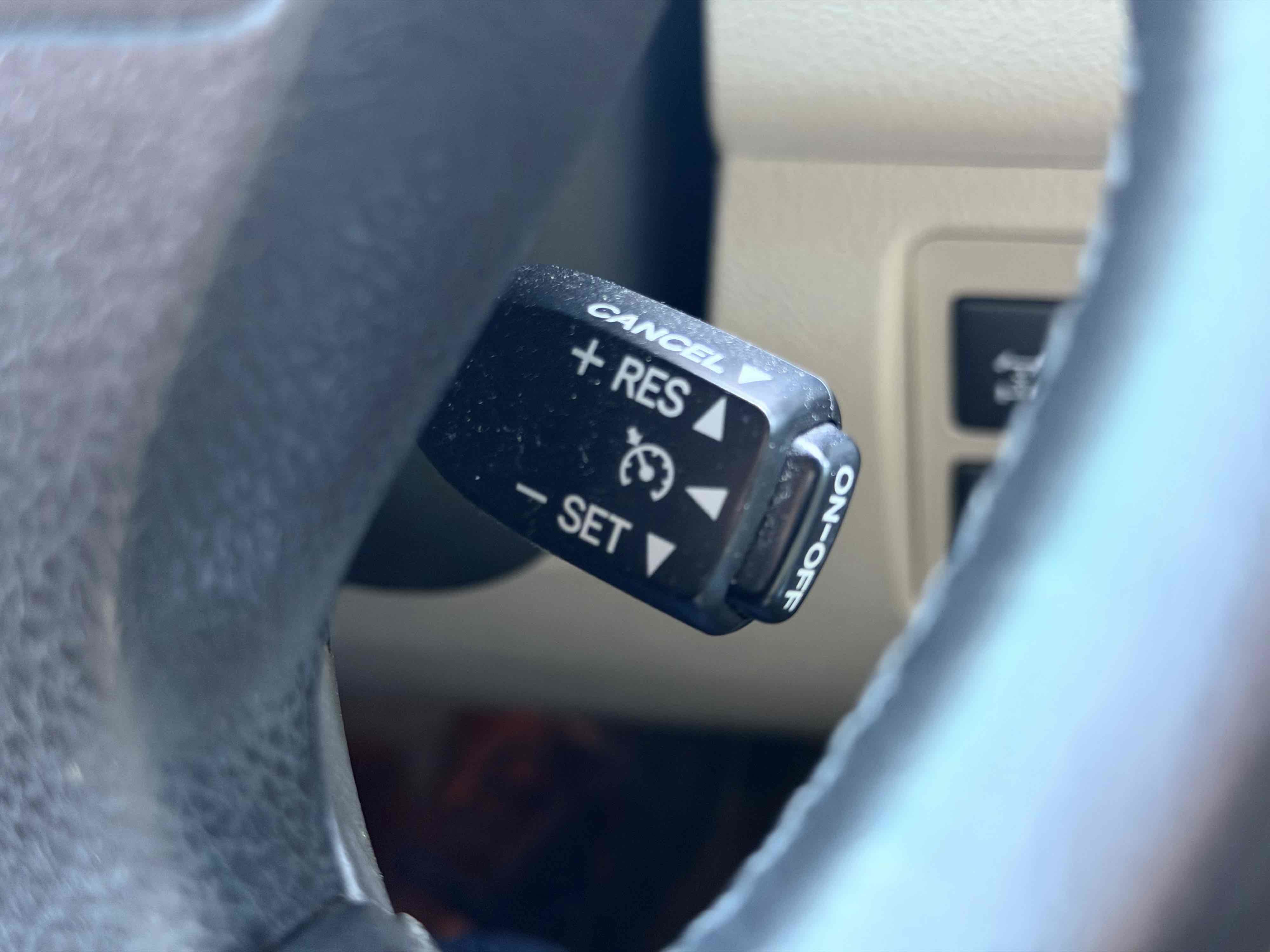 Used 2008 Lexus LX 570 4WD image 40