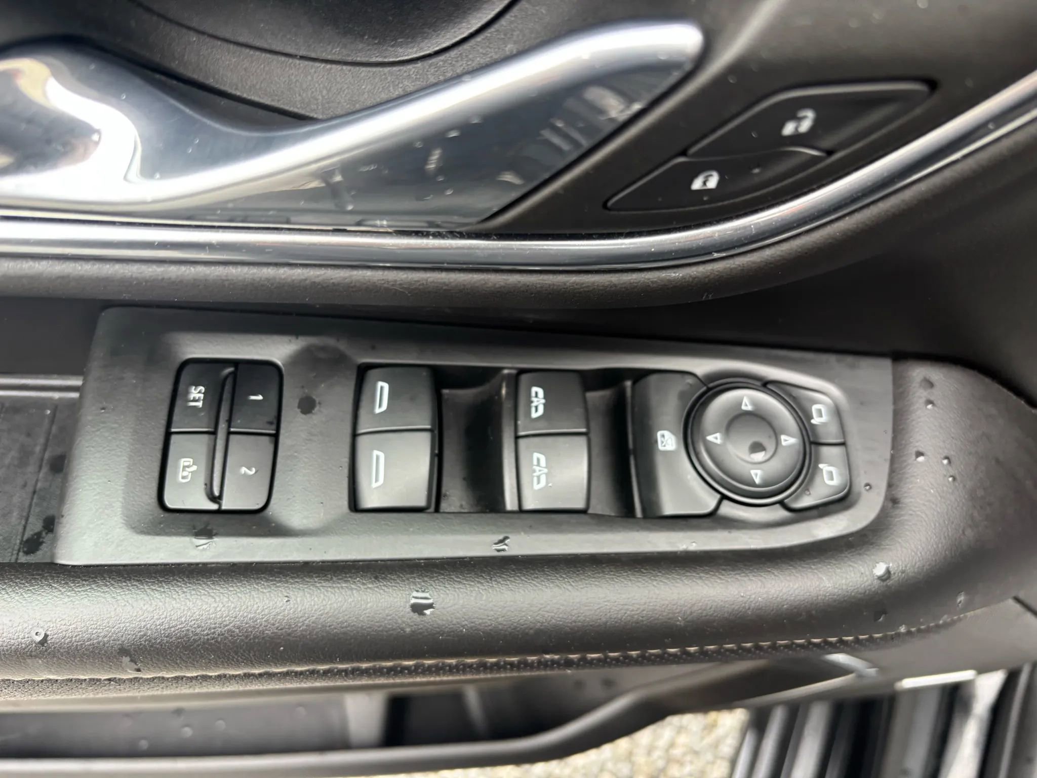 Used 2023 GMC Yukon SLT image 19