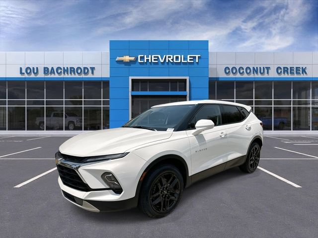 Used 2023 Chevrolet Blazer LT w/ Driver Confidence Package FWD image 4
