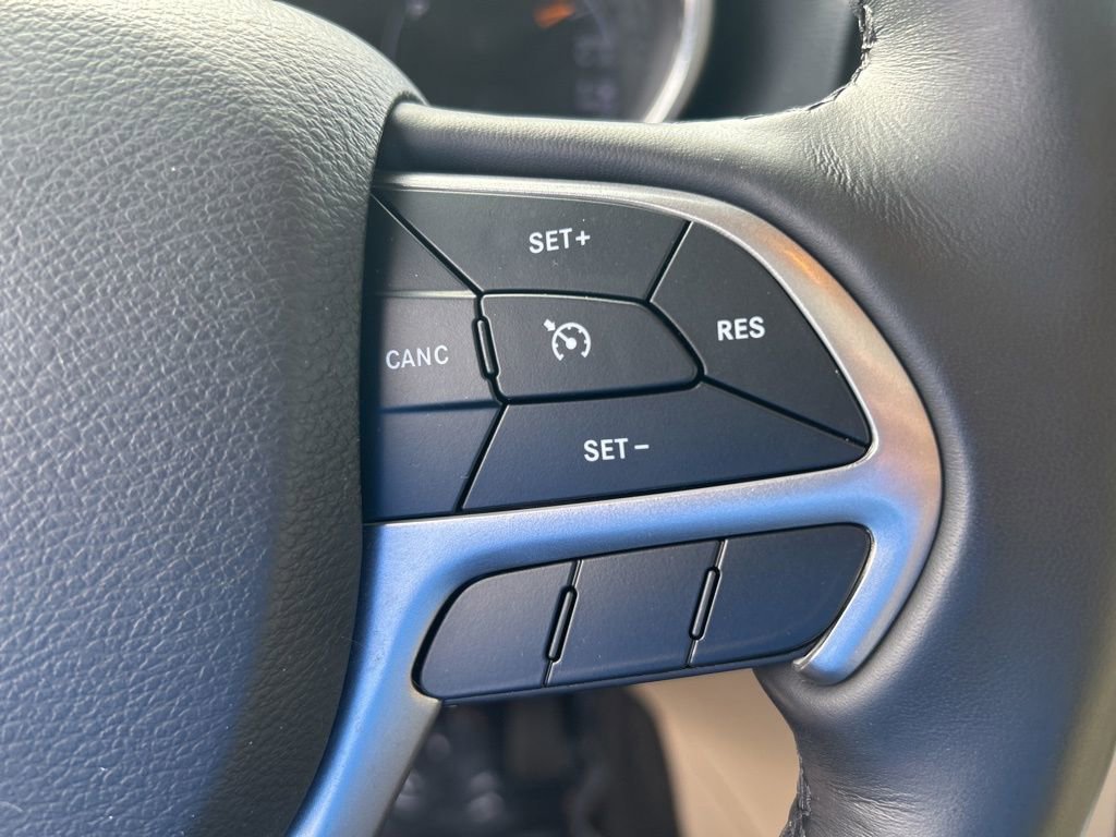 Certified 2022 Jeep Grand Cherokee Limited image 45