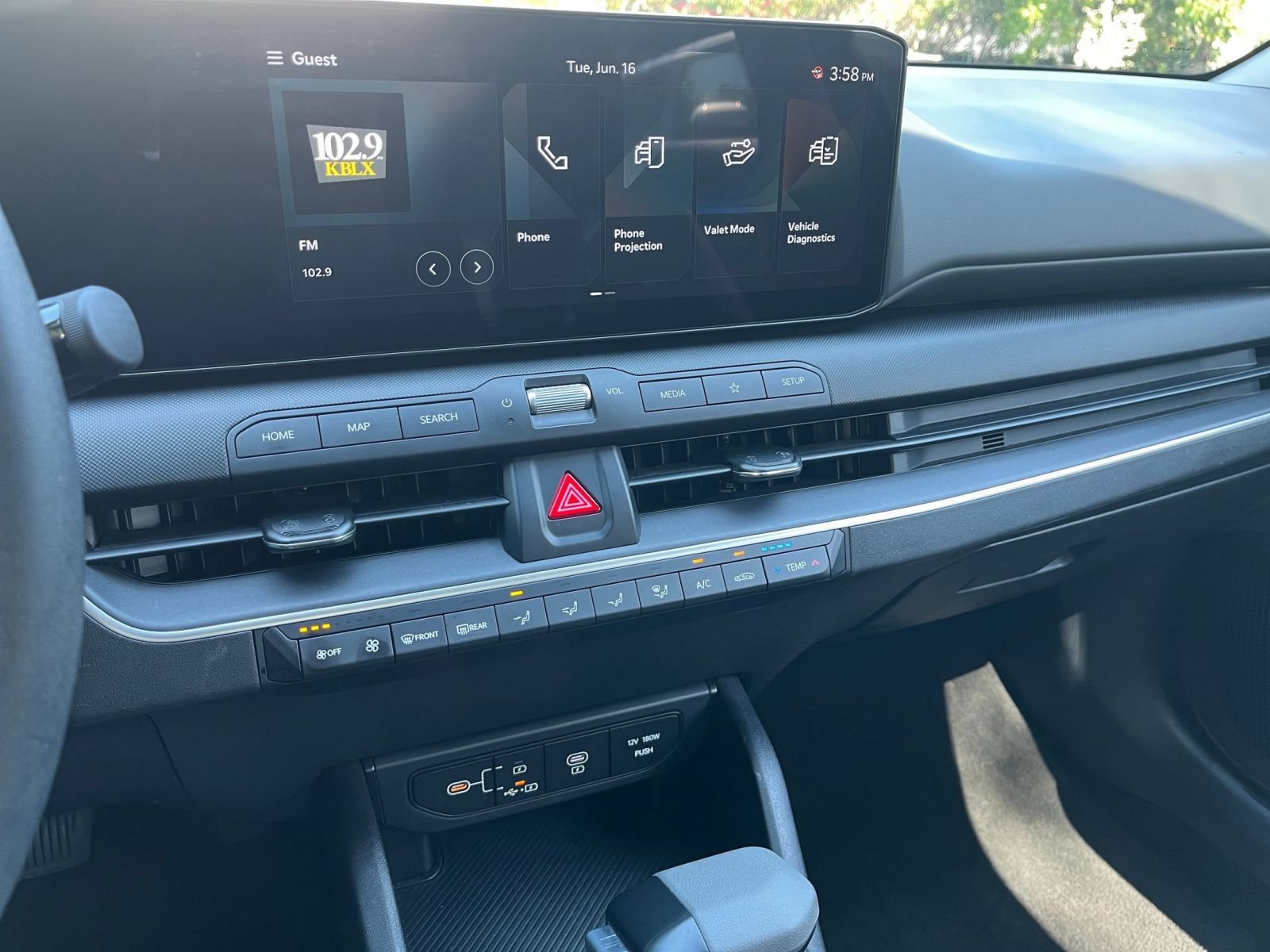 Used 2025 Kia K4 FWD image 17