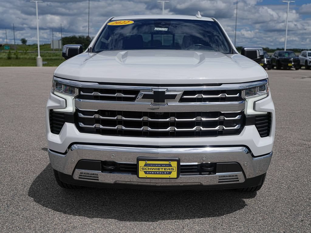 Used 2022 Chevrolet Silverado 1500 LTZ AWD/4WD image 2