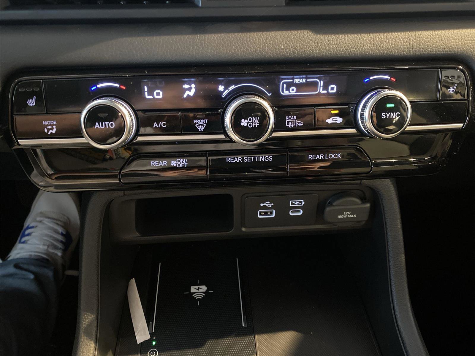 Used 2025 Honda Pilot EX-L image 16