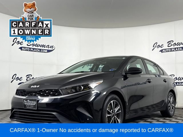 Used 2023 Kia Forte LXS FWD image 3