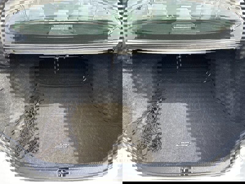 Used 2017 Toyota Camry LE image 32