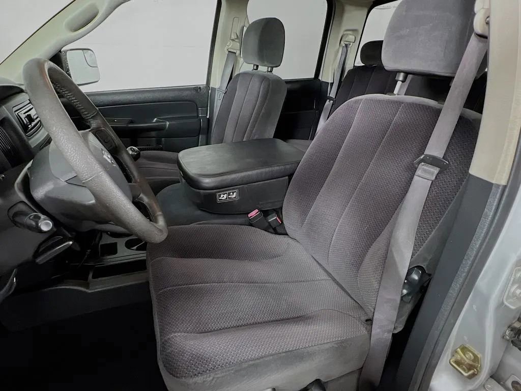 Used 2004 Dodge Ram 3500 Truck SLT w/ Trailer Tow Group image 15