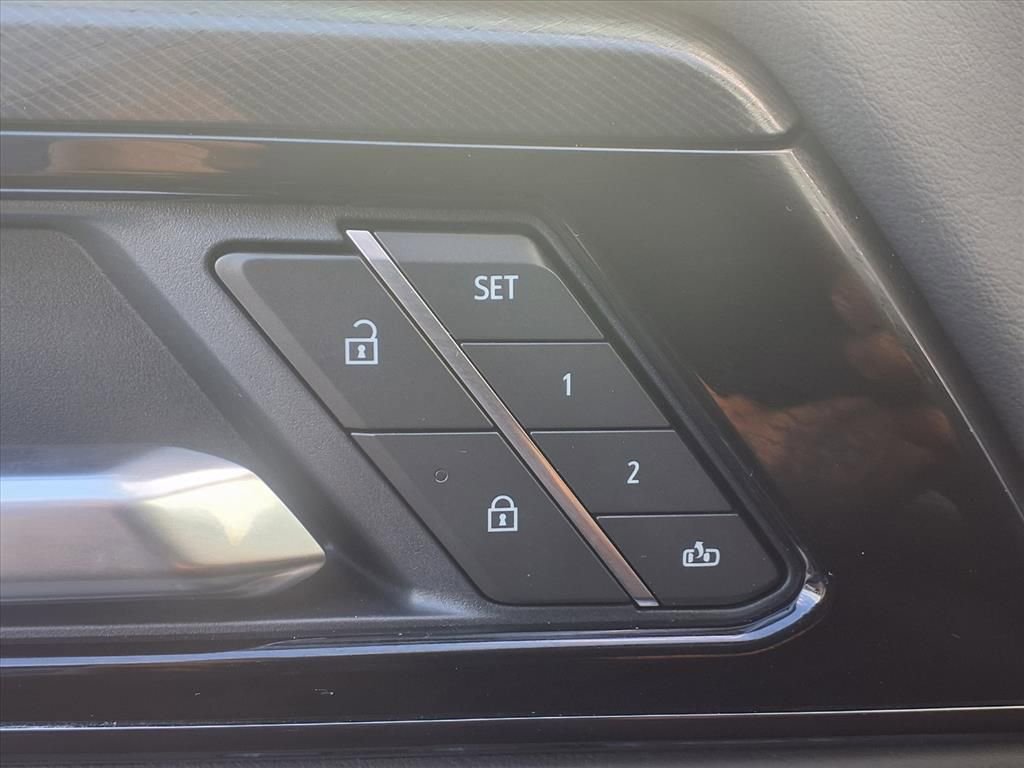 New 2026 GMC Yukon AT4 w/ AT4 Premium Plus Package image 10