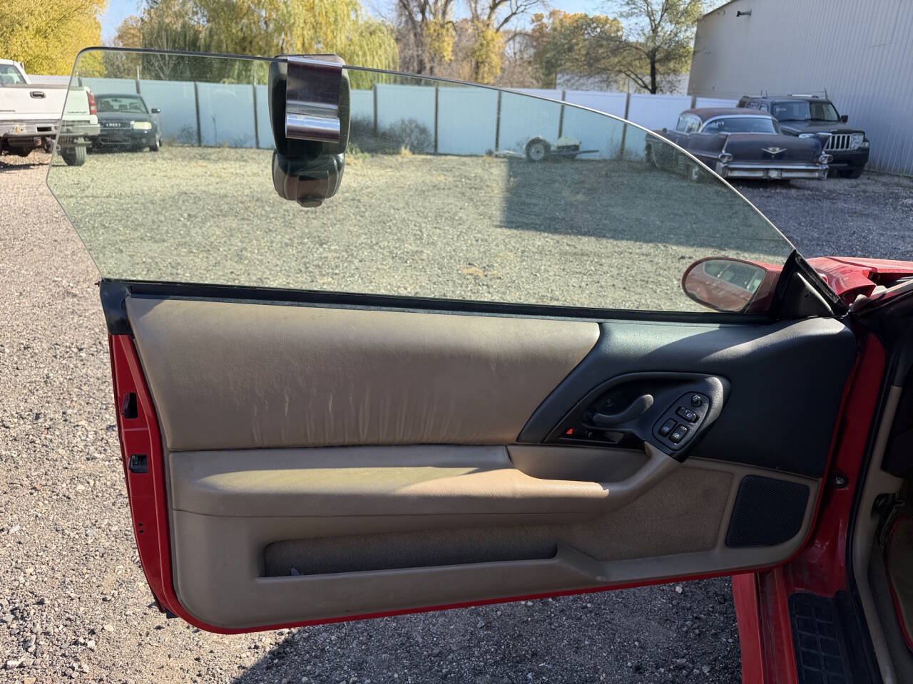 Used 1995 Chevrolet Camaro Z28 RWD image 20