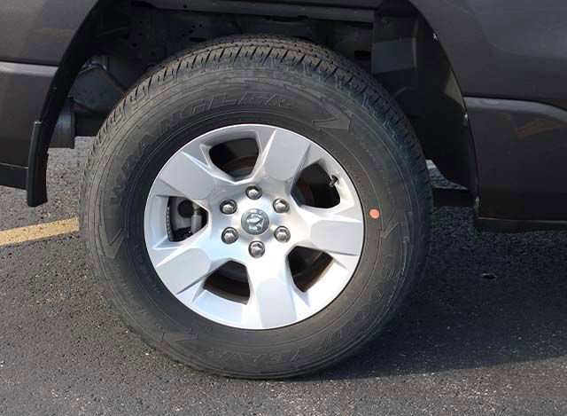 Used 2021 RAM 1500 Big Horn AWD/4WD image 8