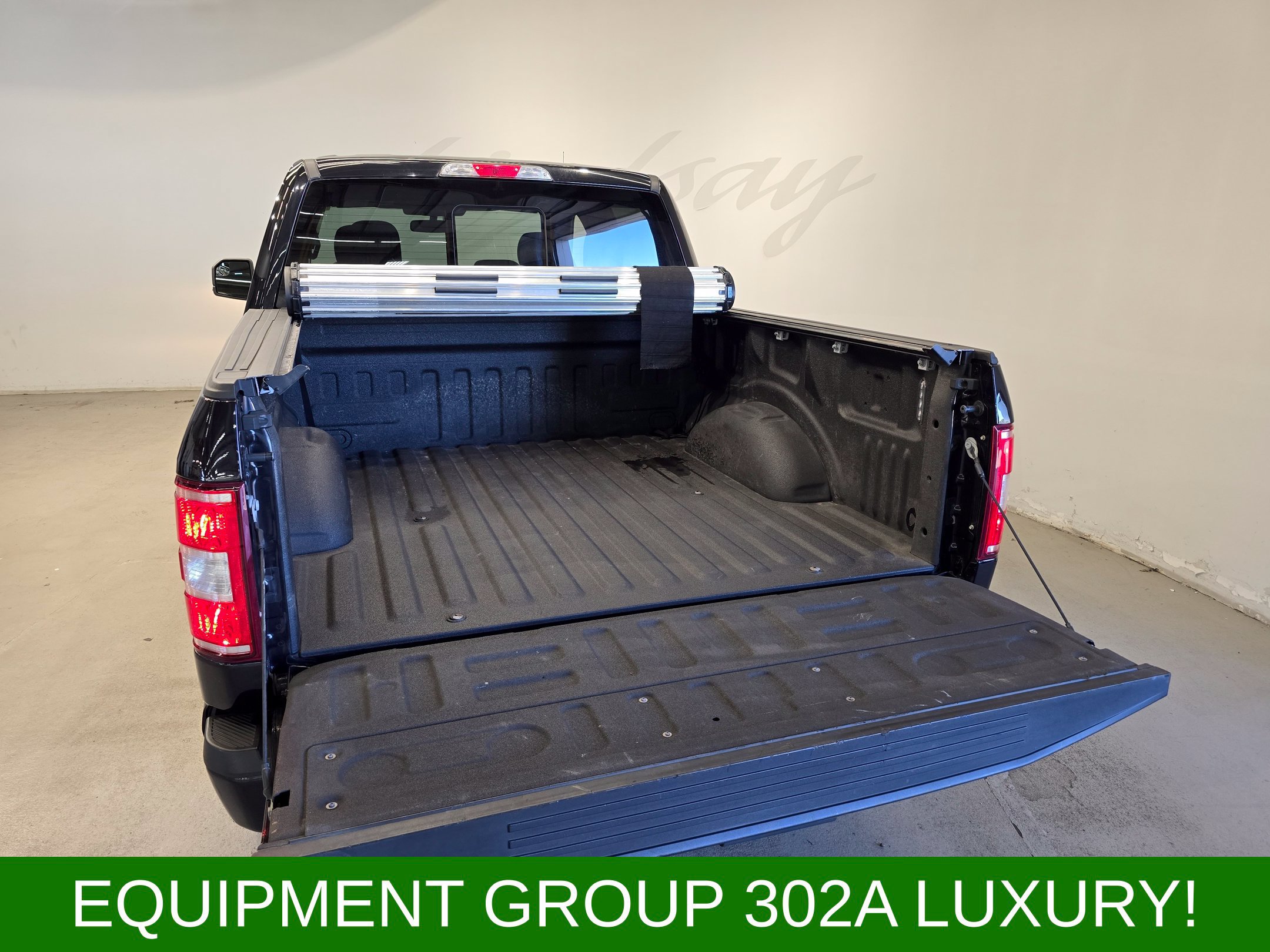 Used 2020 Ford F150 XLT w/ Equipment Group 302A Luxury AWD/4WD image 8