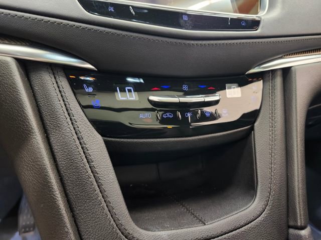 Used 2021 Cadillac XT5 Premium Luxury w/ Platinum Package image 23