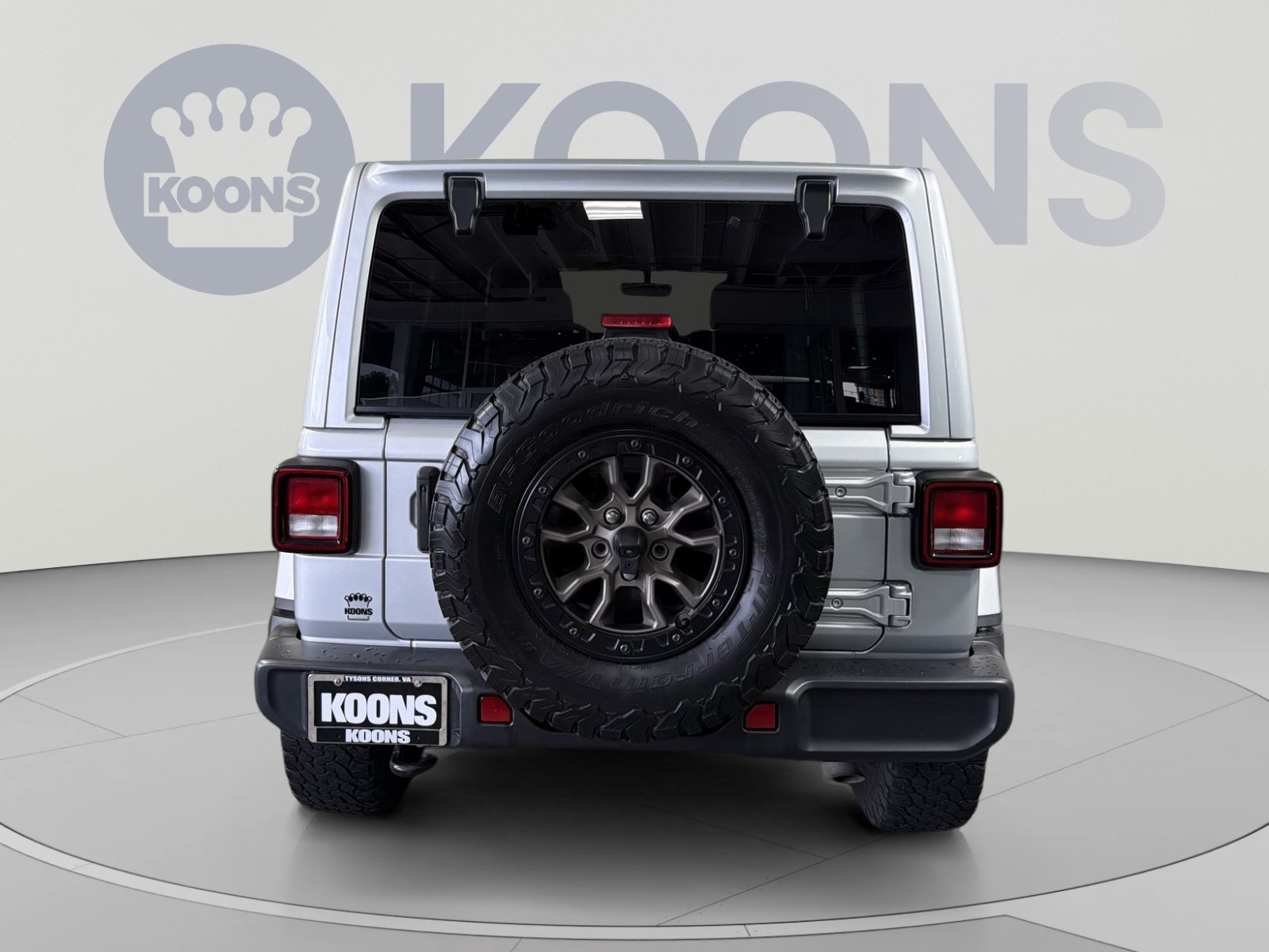 Used 2022 Jeep Wrangler Unlimited Sahara AWD/4WD image 5