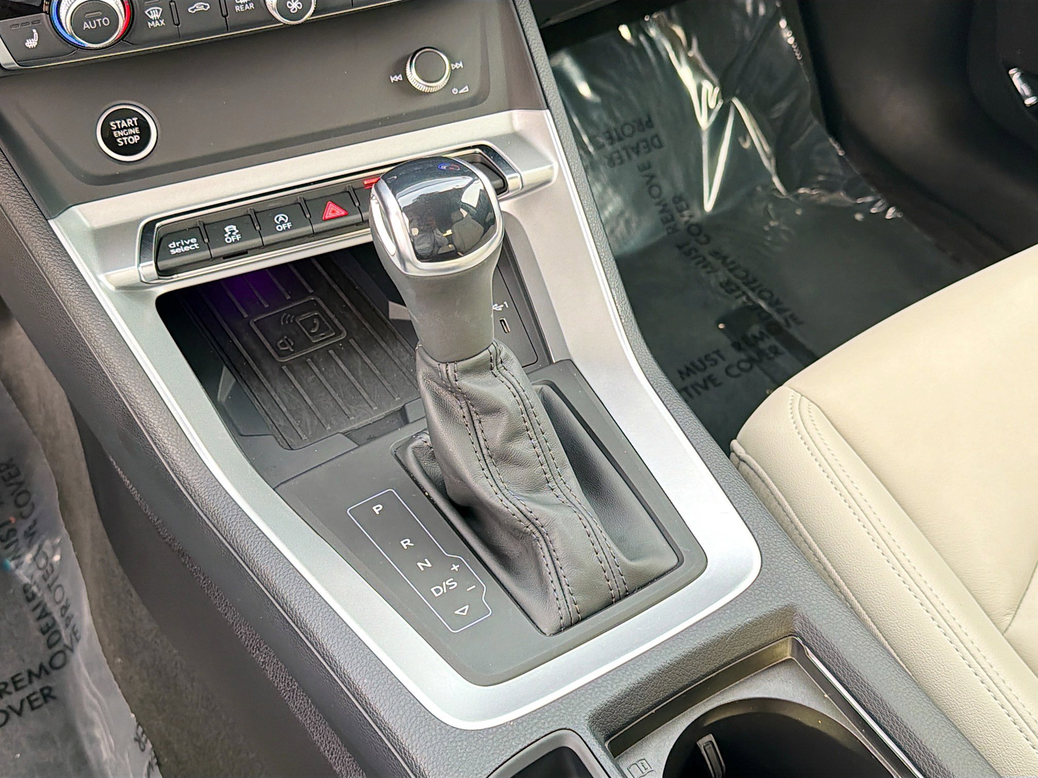 Certified 2024 Audi Q3 2.0T Premium Plus image 29