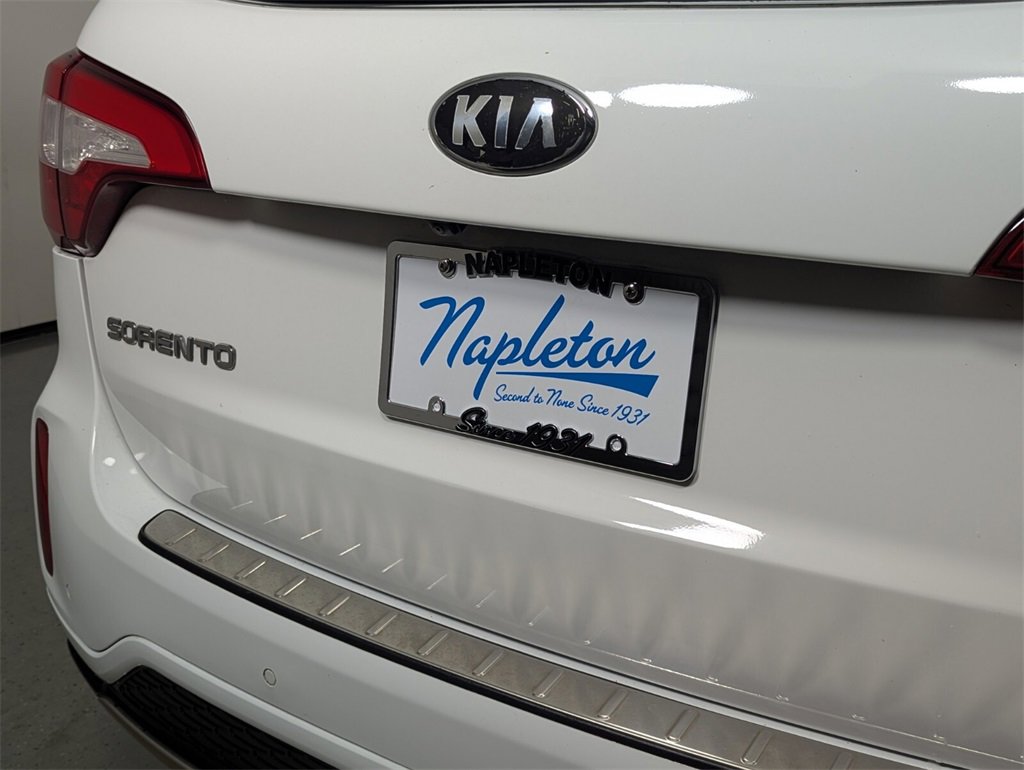 Used 2014 Kia Sorento SX w/ 3rd Row Package image 8