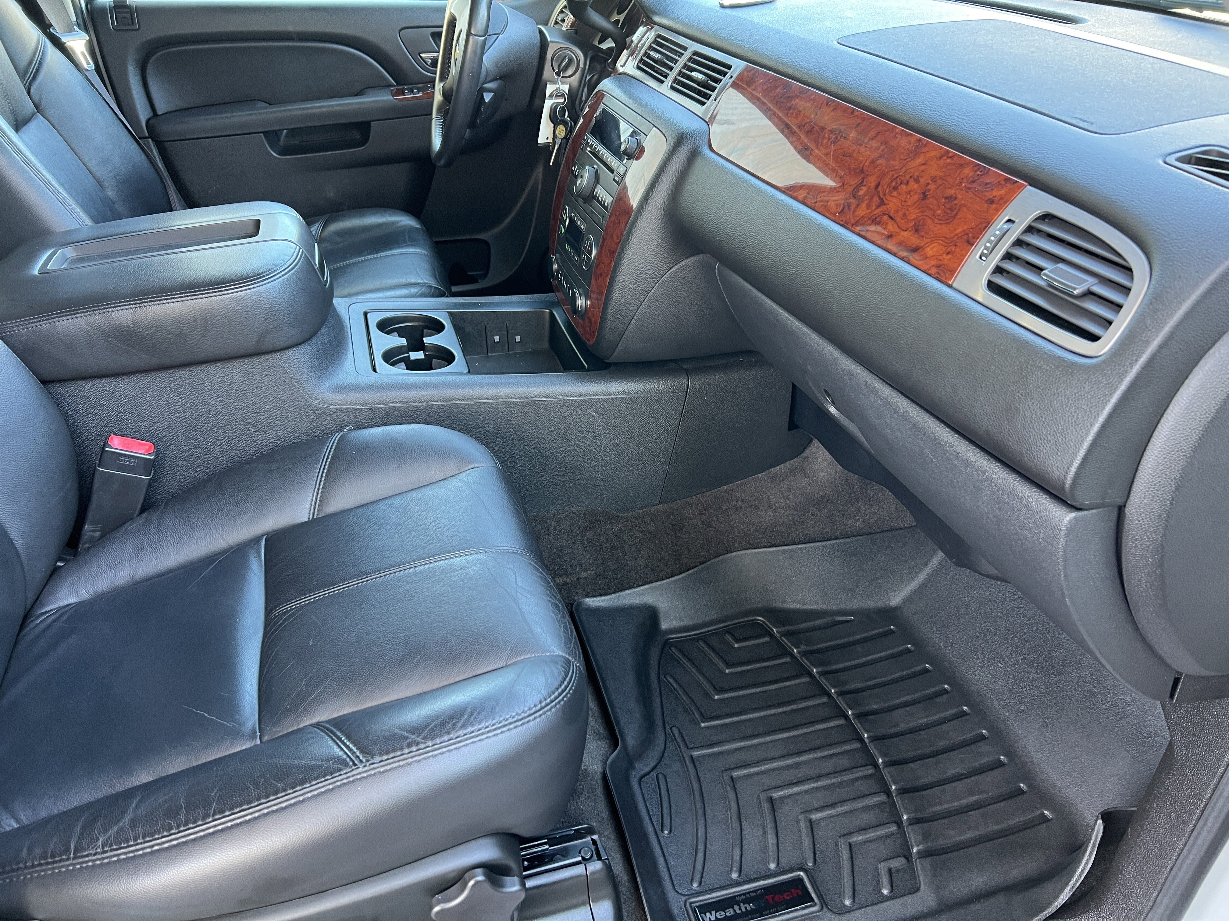 Used 2010 Chevrolet Tahoe LT image 24