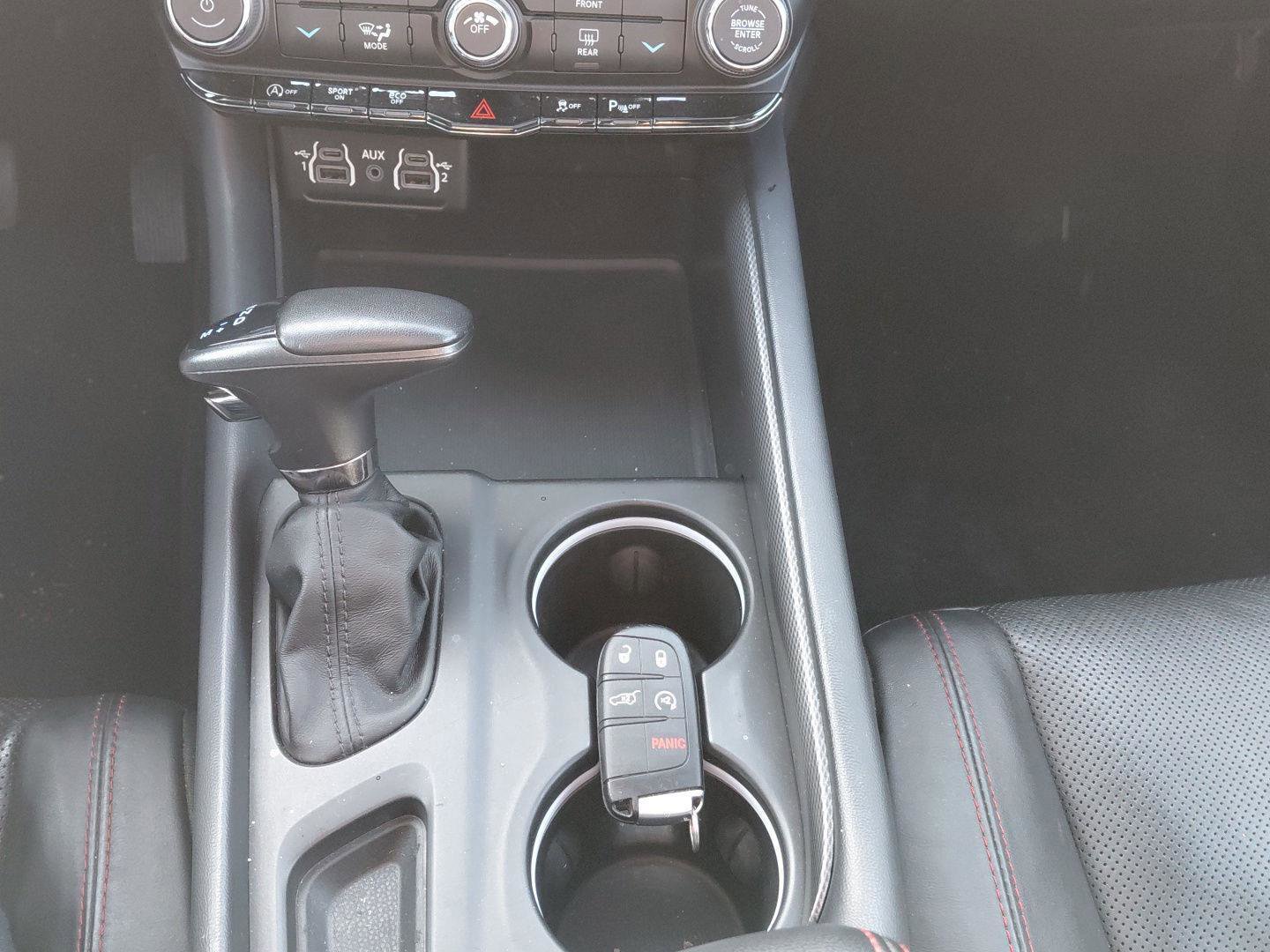 Used 2024 Dodge Durango GT image 30