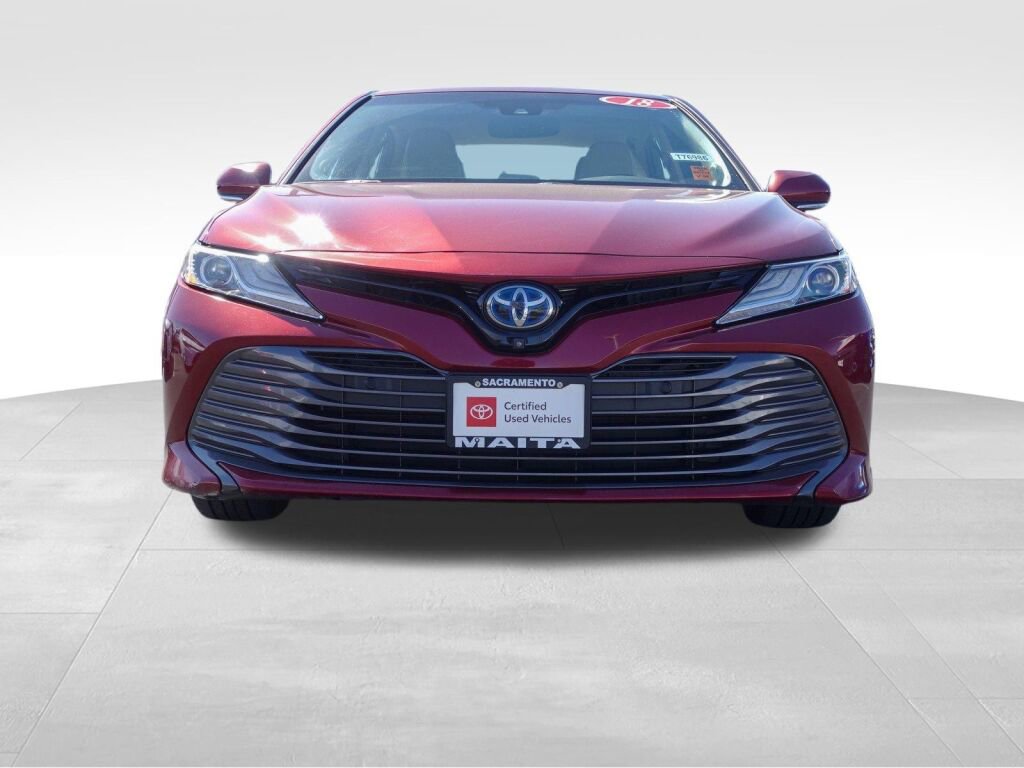 Certified 2018 Toyota Camry XLE w/ Audio Package image 9