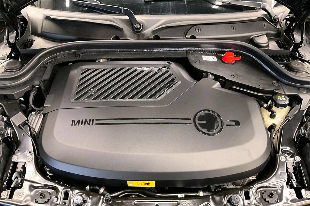Used 2024 MINI Cooper SE FWD image 9