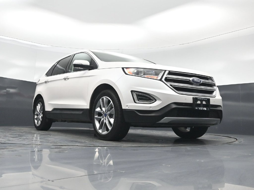 Certified 2018 Ford Edge Titanium w/ Equipment Group 302A AWD/4WD image 49