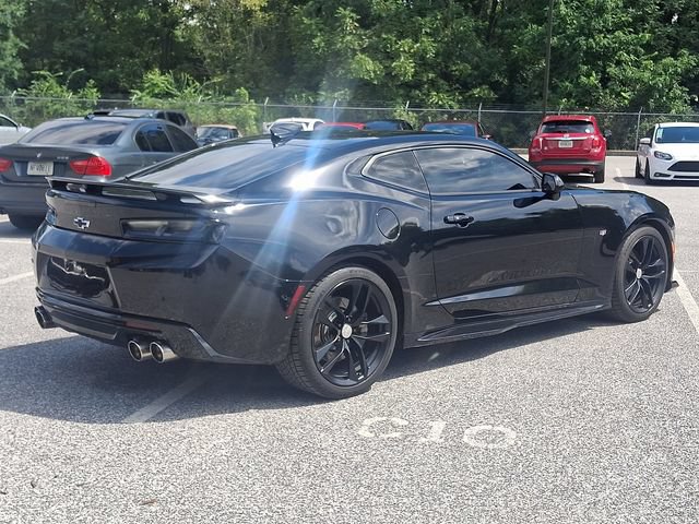 Used 2018 Chevrolet Camaro SS RWD image 2