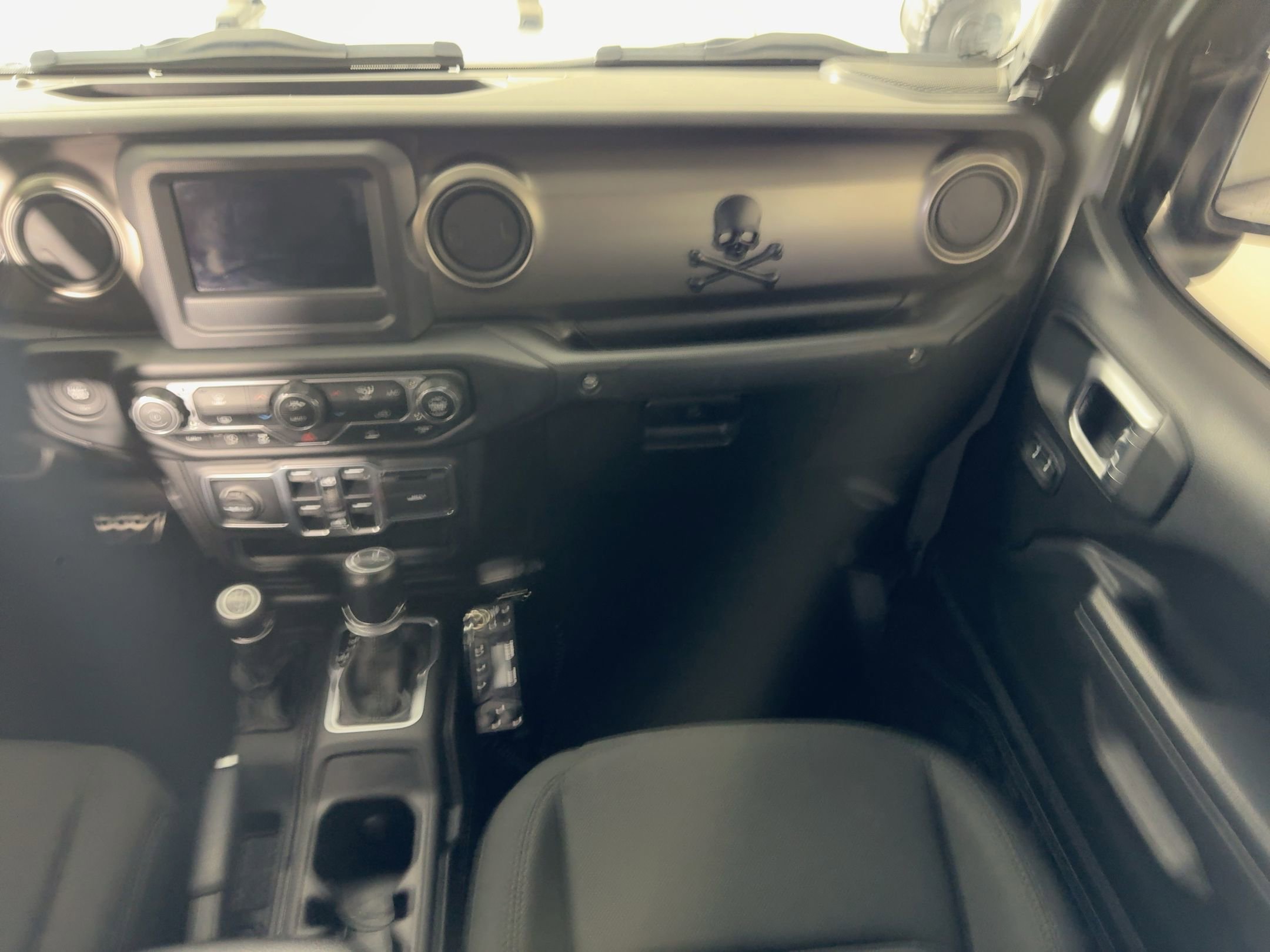 Used 2020 Jeep Gladiator Sport w/ Quick Order Package 24S image 28