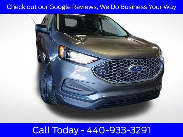 Certified 2024 Ford Edge SE image 14