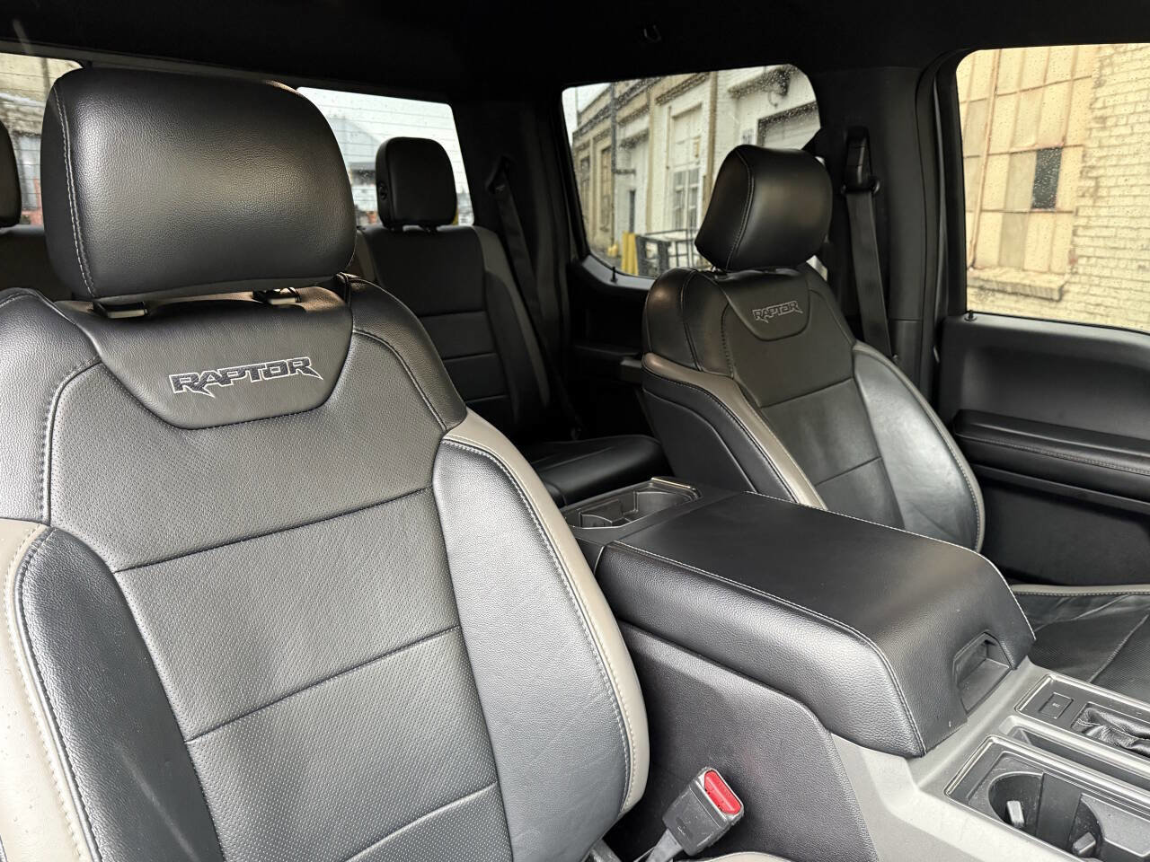 Used 2017 Ford F150 Raptor w/ Equipment Group 802A Luxury image 97