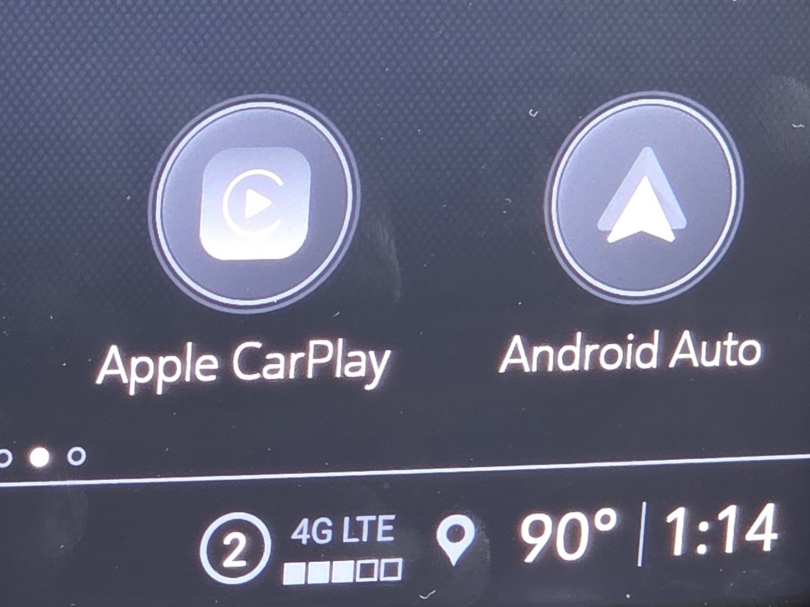 Used 2023 GMC Acadia Denali w/ Denali Technology Package FWD image 7
