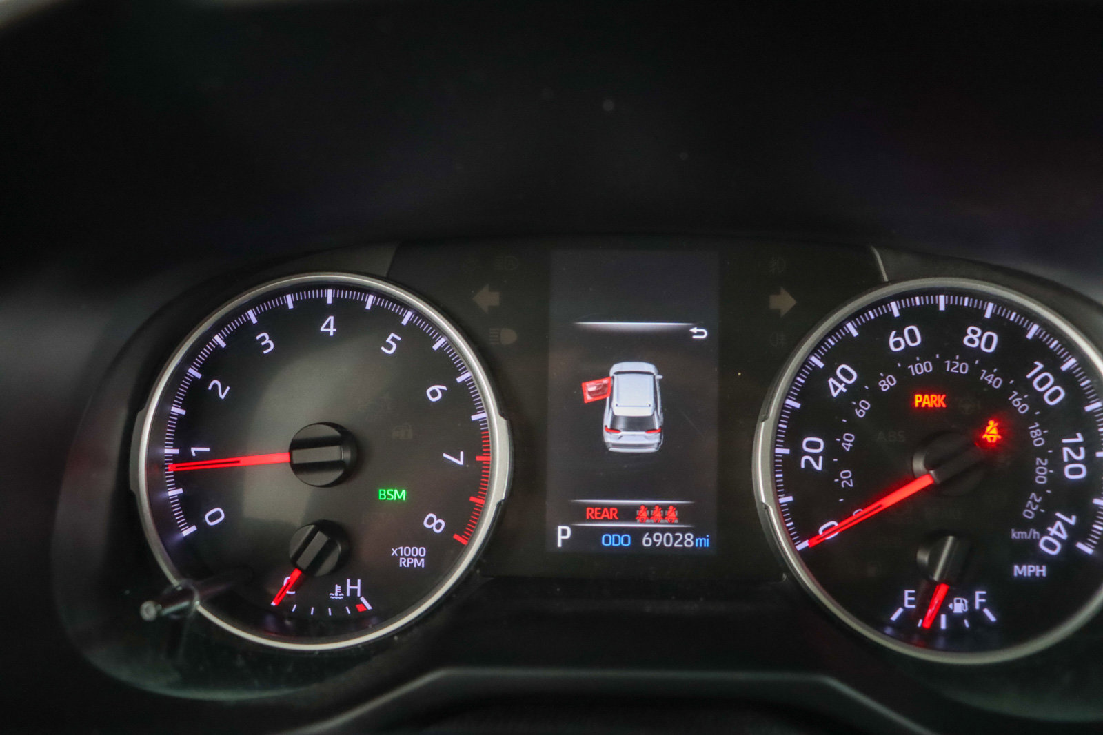 Used 2021 Toyota RAV4 XLE Premium image 15