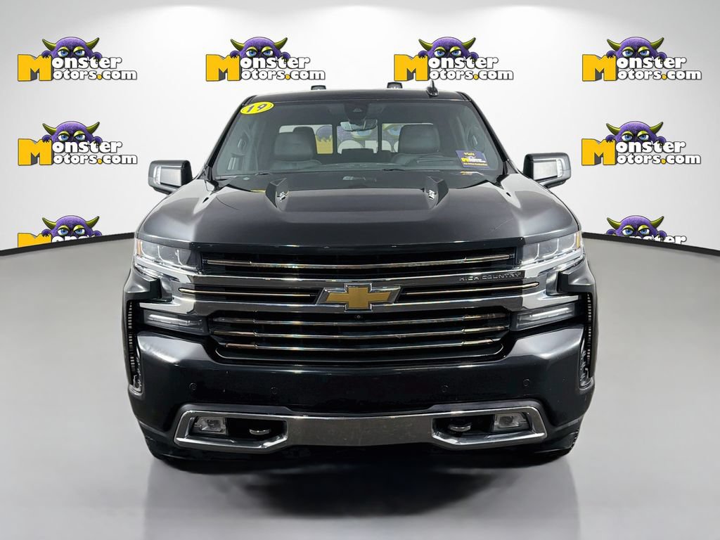Used 2019 Chevrolet Silverado 1500 High Country w/ Technology Package AWD/4WD image 2