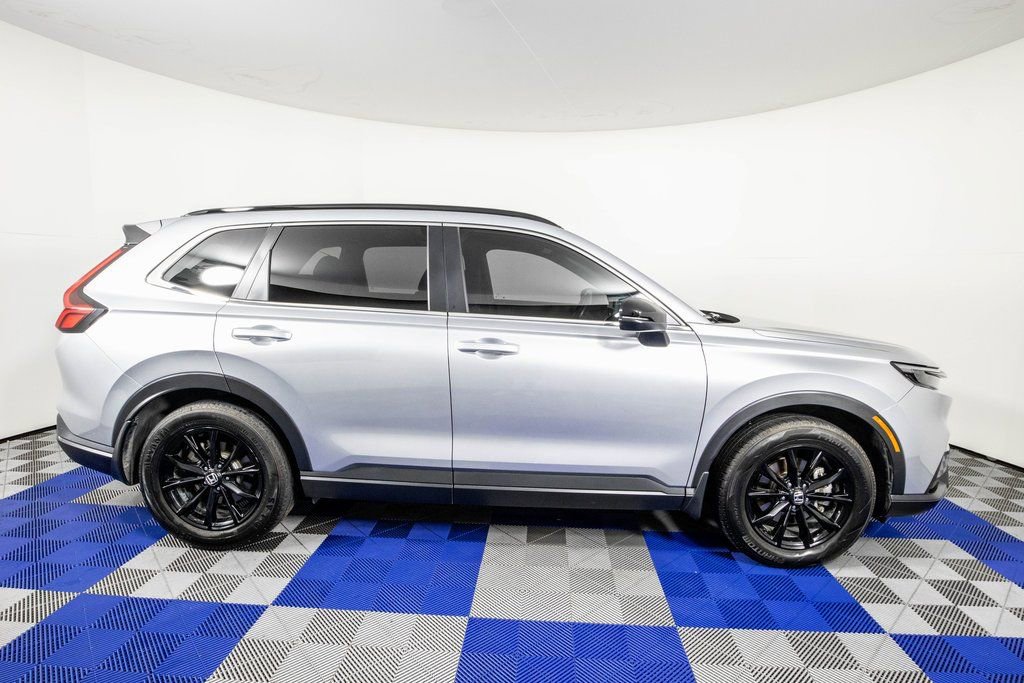 Used 2023 Honda CR-V Sport image 4