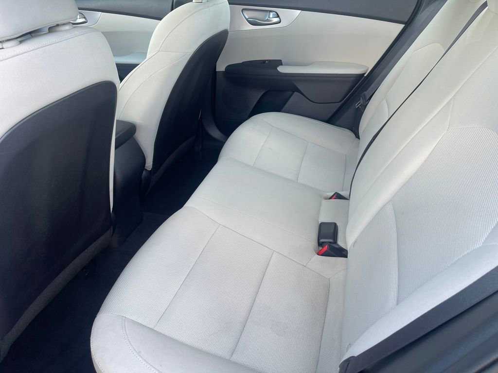 Used 2022 Kia Forte LXS image 11