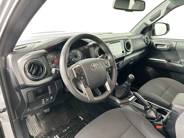 Used 2019 Toyota Tacoma TRD Sport w/ Technology Package image 4
