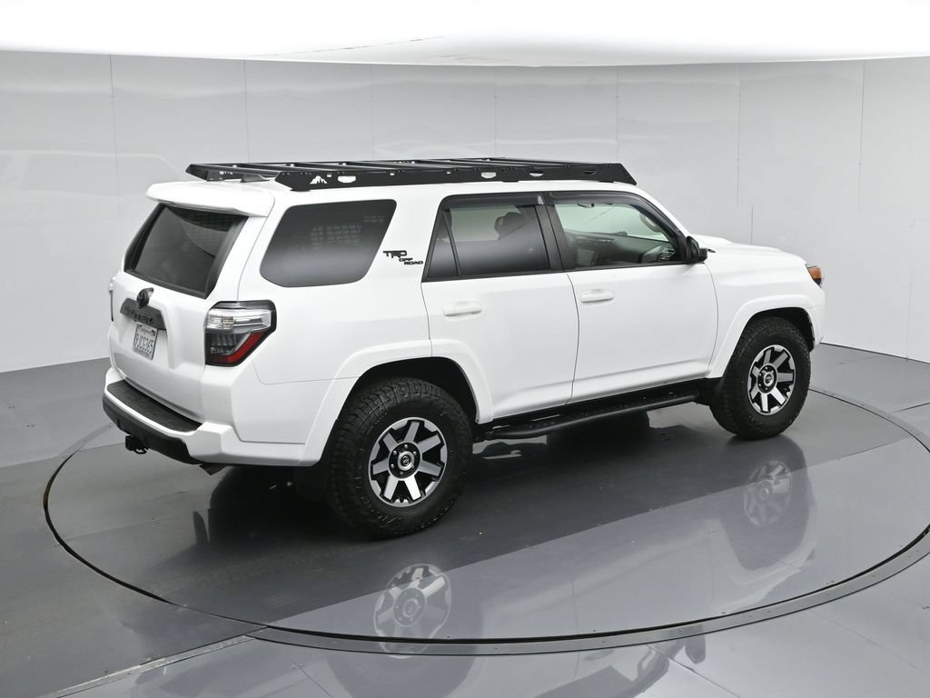 Used 2022 Toyota 4Runner TRD Off-Road AWD/4WD image 43