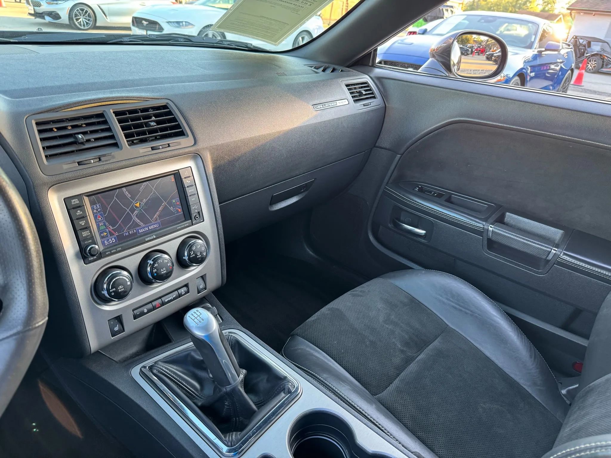 Used 2014 Dodge Challenger SRT8 w/ Harman/Kardon Audio Group image 42