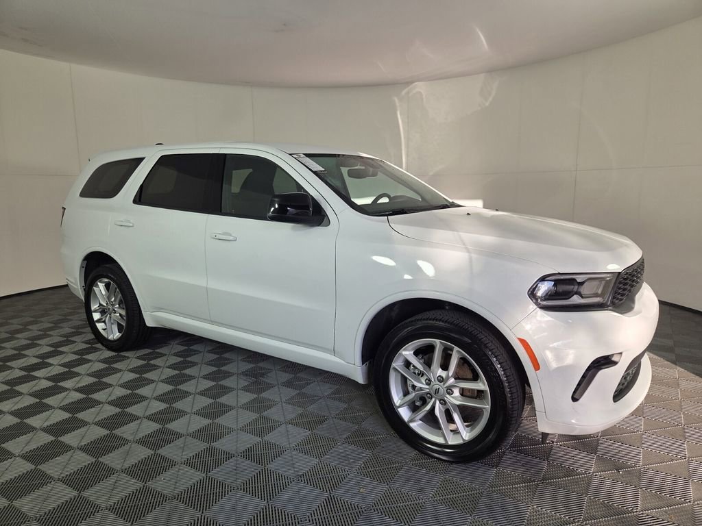 Certified 2025 Dodge Durango GT image 2