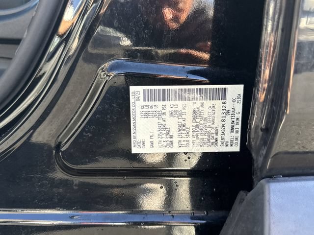 Used 2023 Nissan Rogue S AWD/4WD image 29