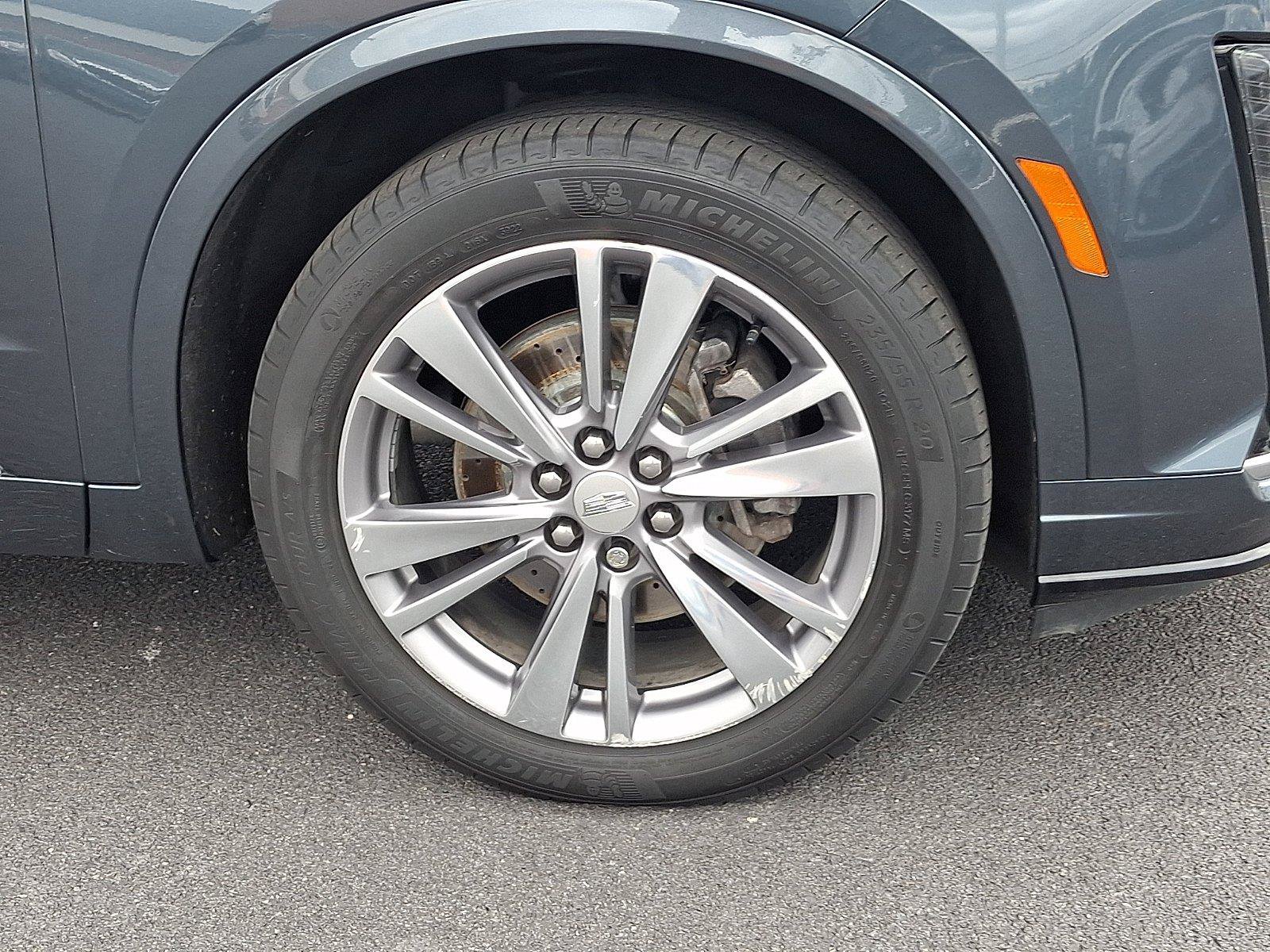 Used 2020 Cadillac XT6 Premium Luxury AWD/4WD image 7
