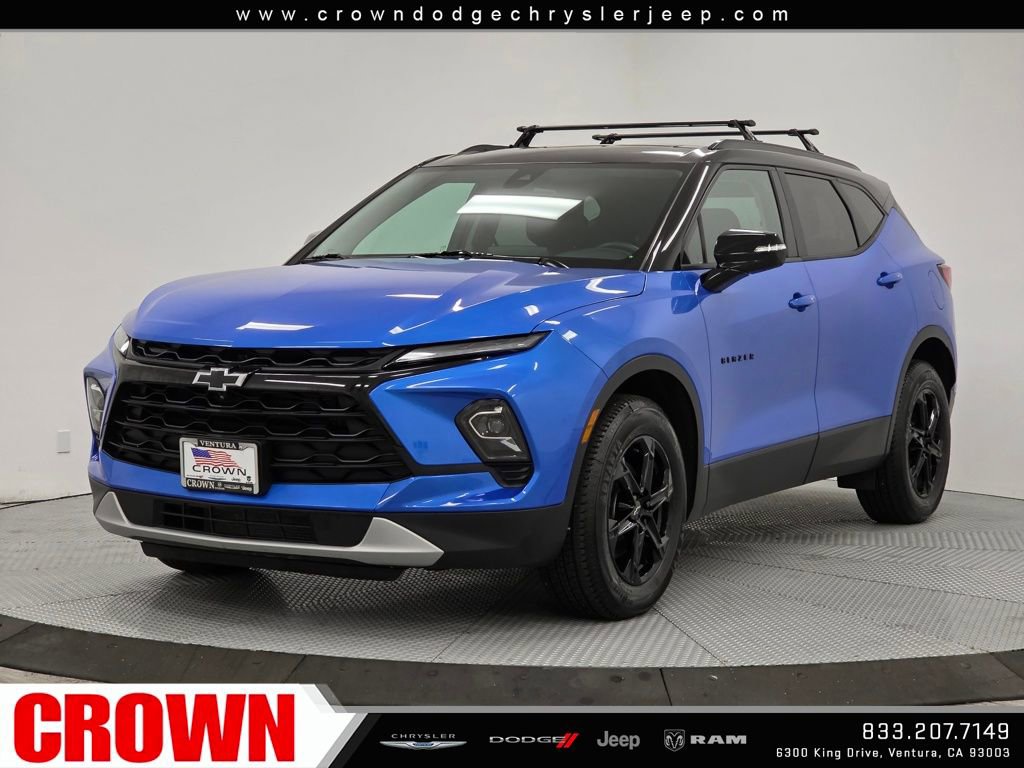 Used 2024 Chevrolet Blazer LT w/ Sound & Technology Package image 3